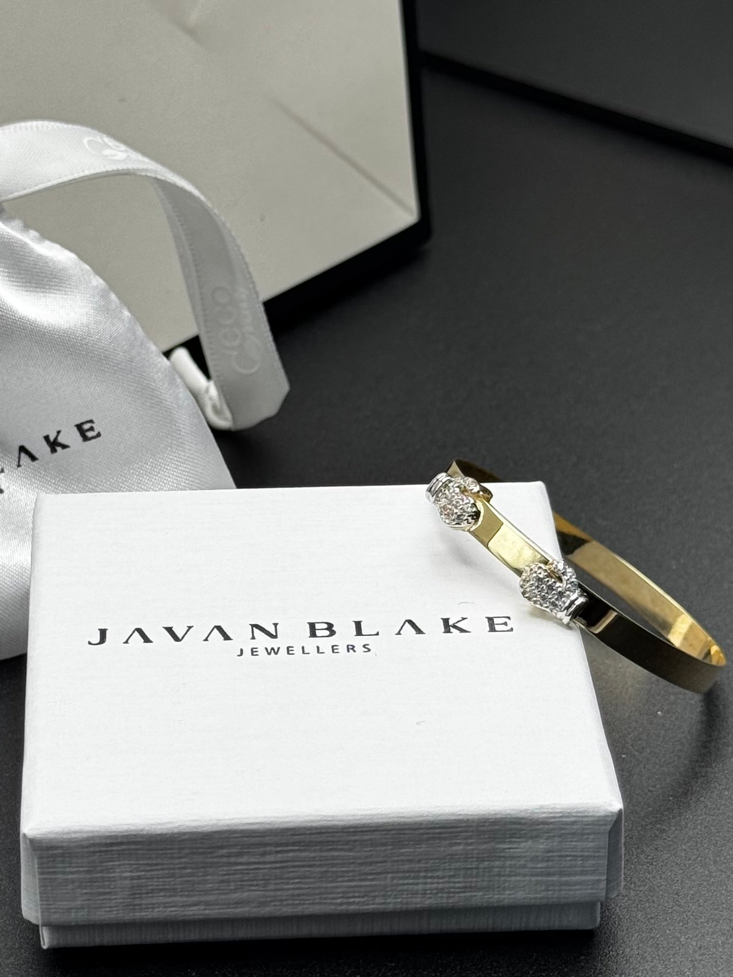 Y/G Cz Boxing Gloves Expandable Baby Bangle