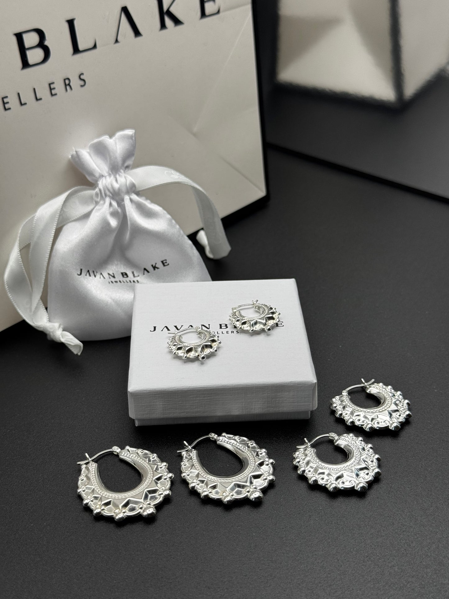 Silver 29.0mm Fancy Creoles