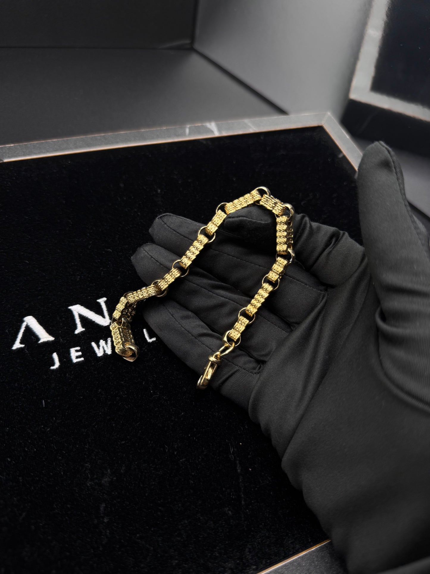 9ct Gold Stars & Bars Bracelet