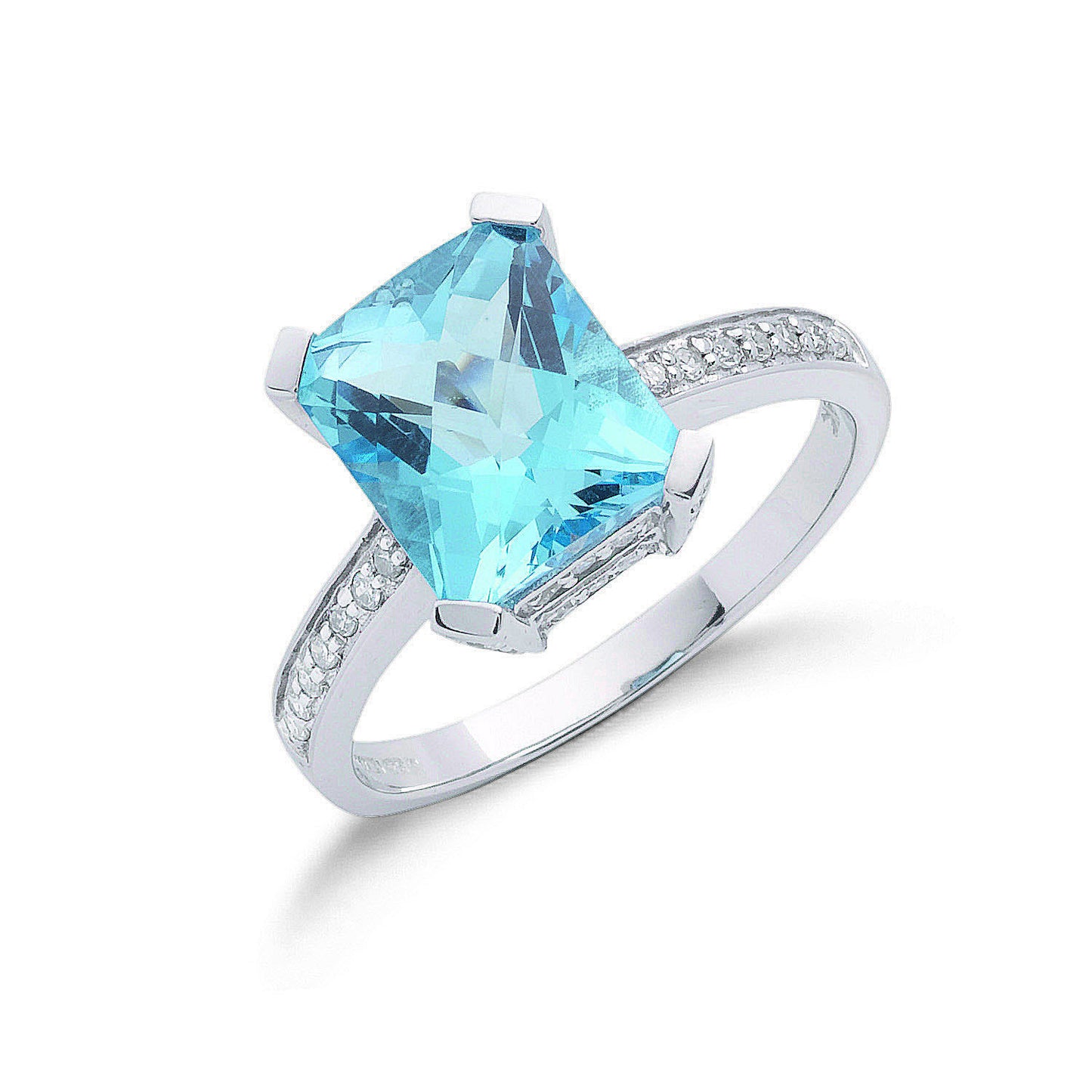 9ct W/G 0.42ct Diamond & 4.40ct Blue Topaz Ring